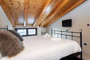 APARTAMENTOS VAQUERS MIKKA 3000