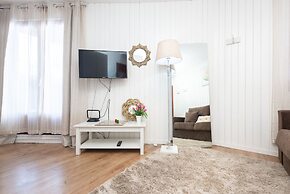 APARTAMENTOS VAQUERS MIKKA 3000