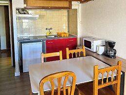 APARTAMENTOS VAQUERS MIKKA 3000
