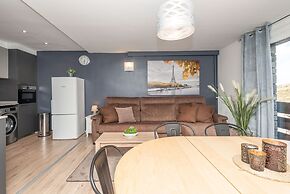 APARTAMENTOS VAQUERS MIKKA 3000