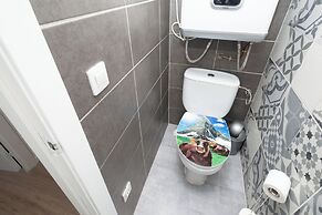 APARTAMENTOS VAQUERS MIKKA 3000