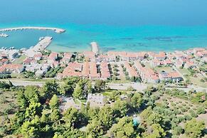 Greek Pride Cronwell Rahoni