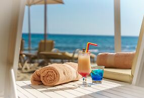 Greek Pride Cronwell Rahoni