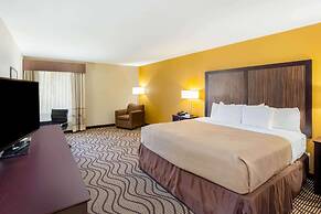 La Quinta Inn & Suites by Wyndham Floresville