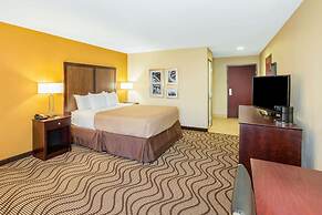 La Quinta Inn & Suites by Wyndham Floresville