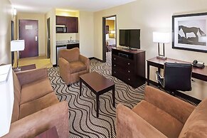 La Quinta Inn & Suites by Wyndham Floresville