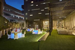 DoubleTree by Hilton Gurugram Baani Square