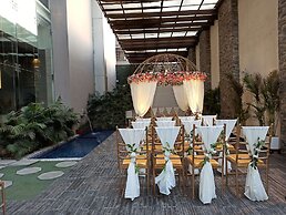 DoubleTree by Hilton Gurugram Baani Square