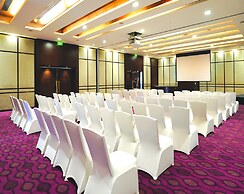 DoubleTree by Hilton Gurugram Baani Square