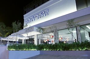 Antonio's Palace Hotel