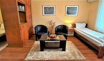 Castellamare Residence