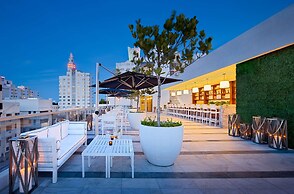 Gale South Beach, Curio Collection by Hilton