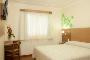 Hotel Premium Pirassununga