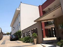 Hotel Premium Pirassununga