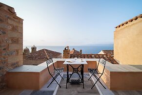 Bastione Malvasia Hotel