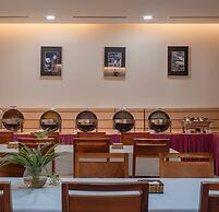 Nhi Phi Hotel