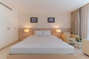 Nhi Phi Hotel