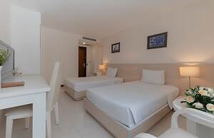 Nhi Phi Hotel
