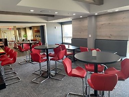 Microtel Inn & Suites by Wyndham Timmins