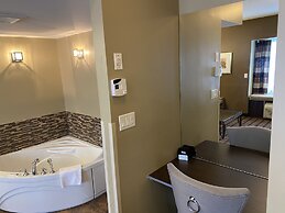 Microtel Inn & Suites by Wyndham Timmins