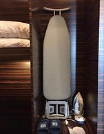 Silin Residence Poly World Trading Center