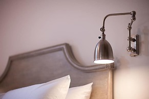 Washington School House