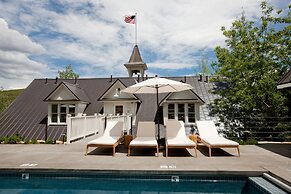 Washington School House