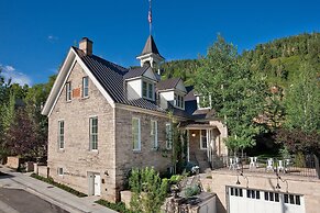 Washington School House