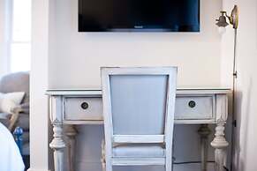 Washington School House