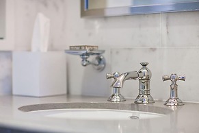 Washington School House