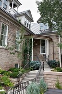 Washington School House