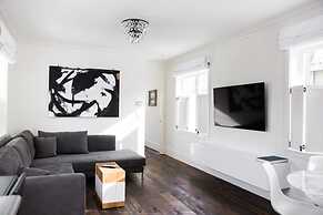 Washington School House