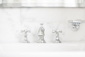 Washington School House