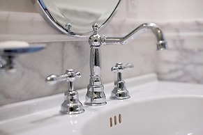 Washington School House