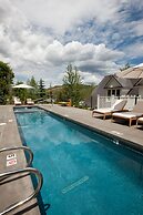 Washington School House