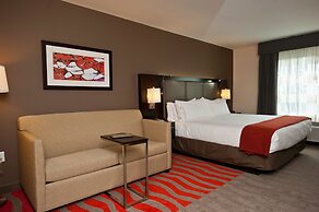 Holiday Inn Express & Suites Columbus - Easton Area by IHG