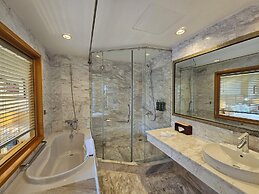 Hilton Garden Inn Hanoi