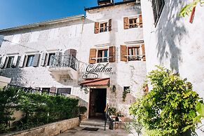 Galathea Hotel