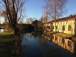 Logis Hôtel Le Chantoiseau