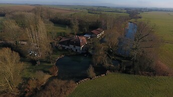 Logis Hôtel Le Chantoiseau