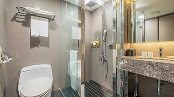 CHECK inn Select Taichung Dadun