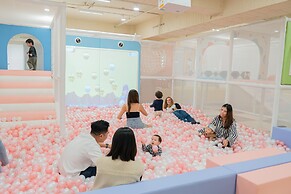 CHECK inn Select Taichung Dadun