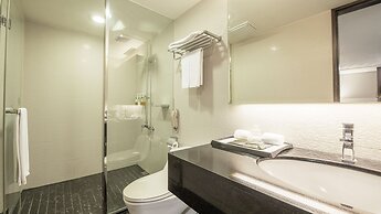 CHECK inn Select Taichung Dadun