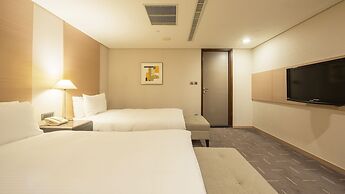 CHECK inn Select Taichung Dadun