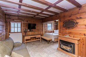 Apple Creek Cottages