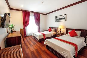 Royal Crown Hotel & Spa