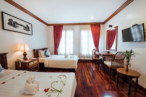 Royal Crown Hotel & Spa