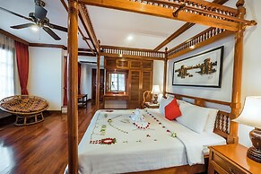 Royal Crown Hotel & Spa