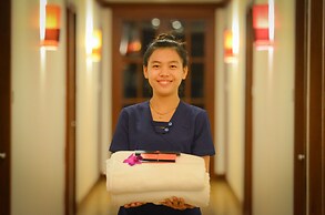 Royal Crown Hotel & Spa