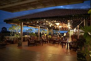 Royal Crown Hotel & Spa